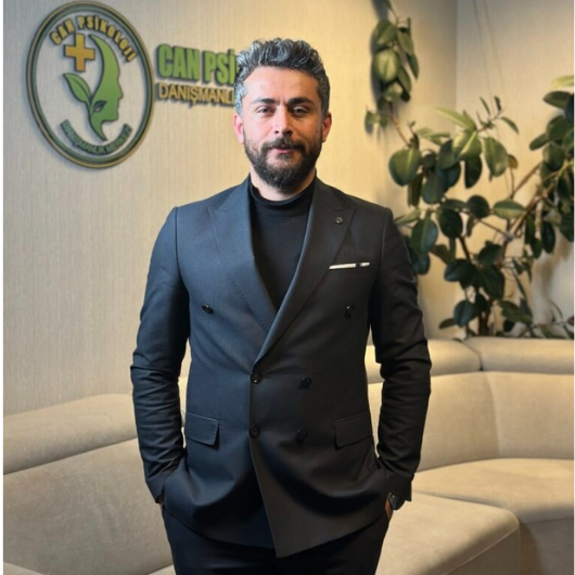 Uzman Psikolojik Danışman Caner ÖZTOPÇU